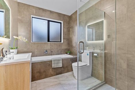 Photo of property in 9 Wallis Lane, Orewa, 0931
