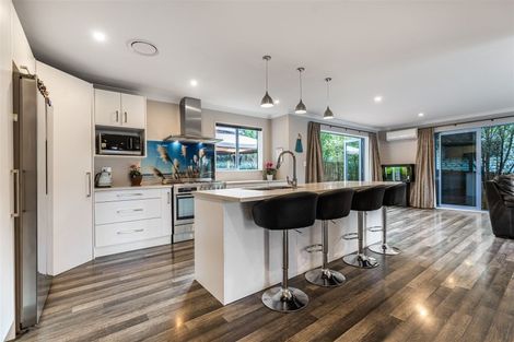 Photo of property in 13 Merwood Lane, Devonport, Auckland, 0624