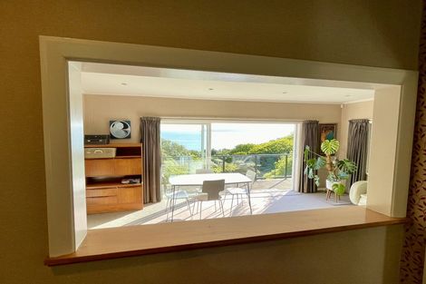 Photo of property in 114 Motuhara Road, Plimmerton, Porirua, 5026