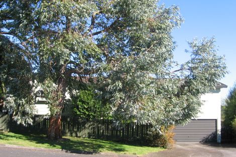 Photo of property in 24 Lorelei Place, Opaheke, Papakura, 2113