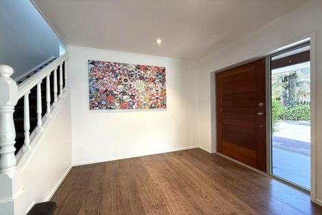 Photo of property in 26 Kingfisher Grove, Greenhithe, Auckland, 0632