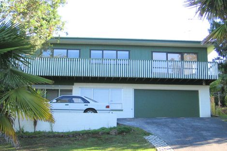 Photo of property in 25 Coromandel Crescent, Mairangi Bay, Auckland, 0630