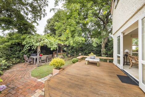 Photo of property in 27 Alan Street, Palmerston North, 4414