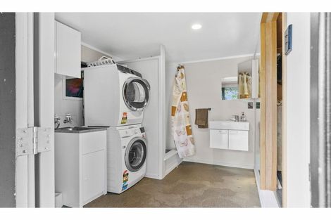 Photo of property in 2 Eveline Street, Mangawhai Heads, Mangawhai, 0505