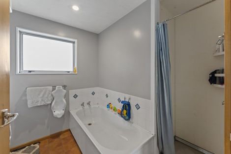 Photo of property in 1 Birdling Place, Halswell, Christchurch, 8025