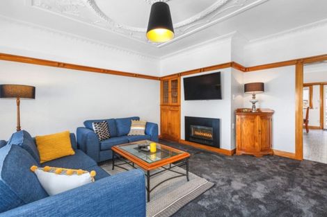 Photo of property in 102 Paremata Road, Paremata, Porirua, 5024