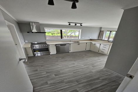 Photo of property in 179 Miromiro Road, Normandale, Lower Hutt, 5010