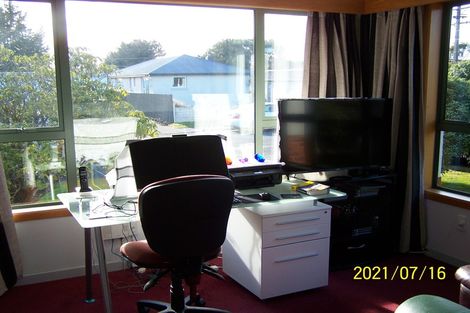 Photo of property in 39 Holloway Street, Waikiwi, Invercargill, 9810