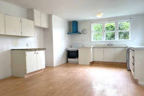 Photo of property in 2 Nield Road, Manurewa, Auckland, 2102