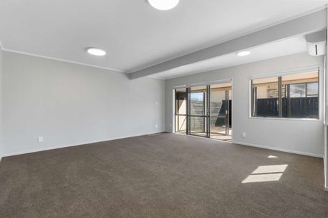 Photo of property in 2/63 Ranch Road, Mount Maunganui, 3116