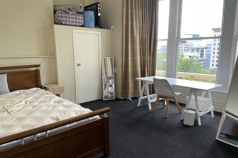 Photo of property in 1/18 Clifton Terrace, Kelburn, Wellington, 6012