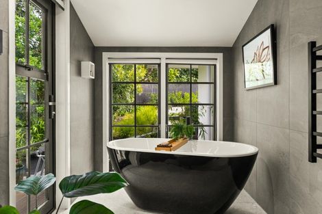 Photo of property in 55 Breadalbane Avenue, Havelock North, 4130