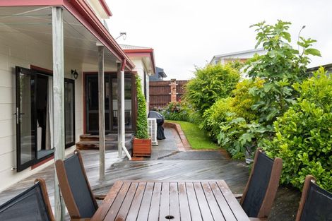 Photo of property in 5 Selwyn Road, Hospital Hill, Napier, 4110