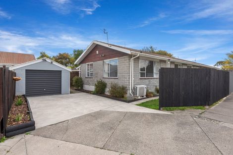 Photo of property in 1/11 Farnborough Street, Aranui, Christchurch, 8061