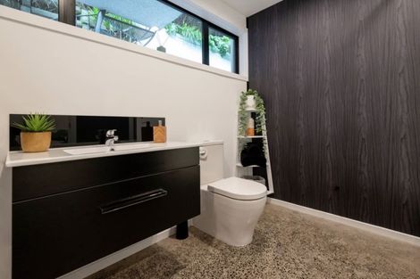 Photo of property in 64a Hattaway Avenue, Bucklands Beach, Auckland, 2012