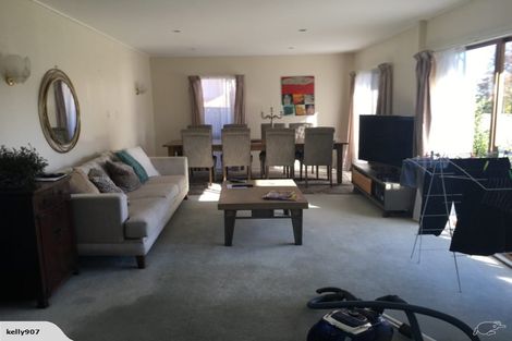 Photo of property in 16 Oliver Twist Avenue, Mellons Bay, Auckland, 2014