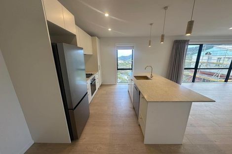 Photo of property in 4a Columbia Way, Kingston, Wellington, 6021