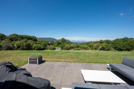 Photo of property in 42 Lacebark Drive, Kinloch, Taupo, 3377