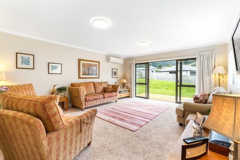 Photo of property in 6 Glendermid Close, Sawyers Bay, Port Chalmers, 9023