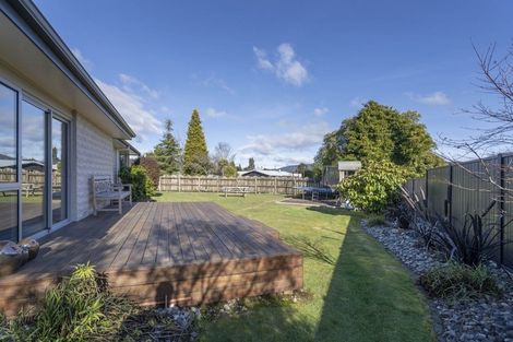 Photo of property in 16 Henry Street, Te Anau, 9600