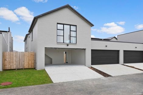 Photo of property in 18b Hollowout Street, Takanini, 2112