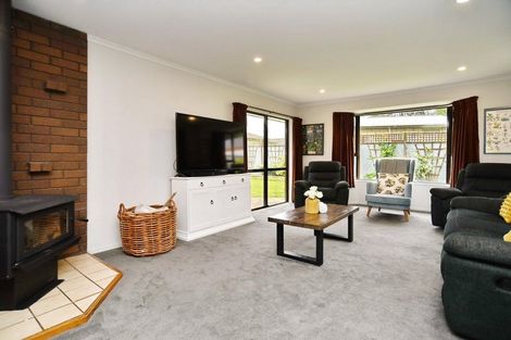 Photo of property in 10 Rowse Street, Rangiora, 7400