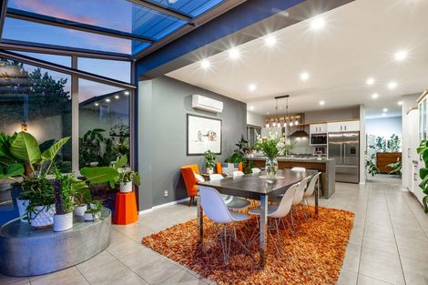 Photo of property in 61 Quadrant Heights, Paraparaumu, 5032