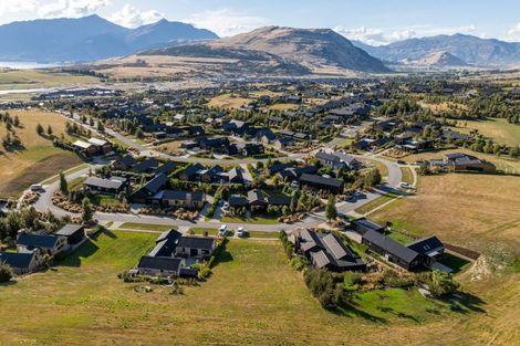 Photo of property in 19 Pendeen Crescent, Jacks Point, Queenstown, 9371