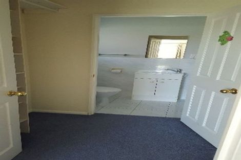 Photo of property in 6 Arlose Place, Westgate, Auckland, 0614