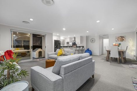 Photo of property in 69 Bert Wall Drive, Omokoroa, 3114