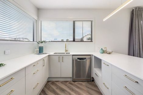 Photo of property in 1 Wesleyan Street, Paerata, 2124