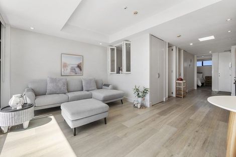 Photo of property in Customhouse Apartments, 314l Maunganui Road, Mount Maunganui, 3116