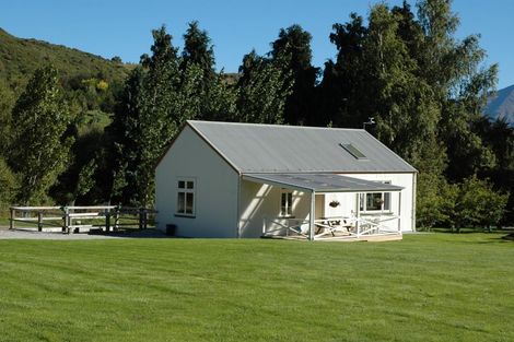 Photo of property in 760 Malaghans Road, Speargrass Flat, Queenstown, 9371