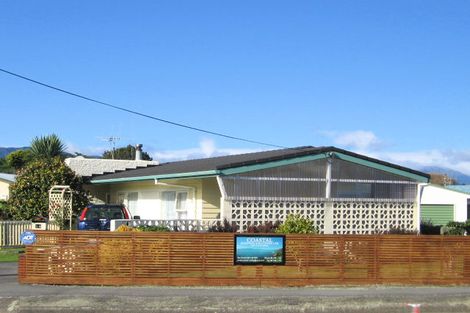 Photo of property in 14 Lemon Street, Otaki, 5512