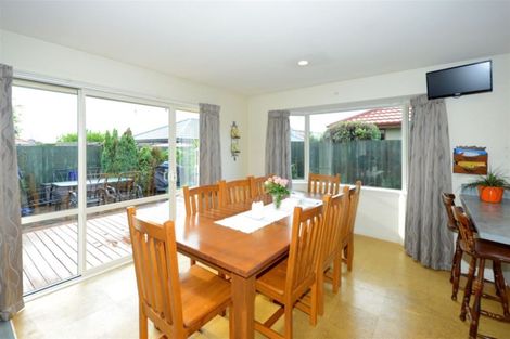 Photo of property in 22 Belfast Road, Belfast, Christchurch, 8051