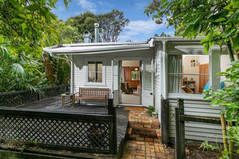 Photo of property in 332 Huia Road, Titirangi, Auckland, 0604