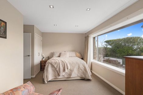 Photo of property in 6 Stonewall Place, Huntsbury, Christchurch, 8022