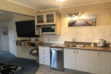 Photo of property in 37 Hyde Avenue, Richmond Heights, Taupo, 3330