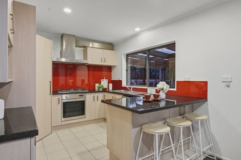 Photo of property in 35 Peninsula Road, Mangere, Auckland, 2022
