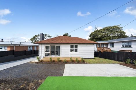 Photo of property in 33 Longburn Road, Henderson, Auckland, 0610
