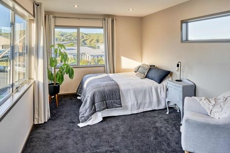 Photo of property in 17 Mo Street, Camborne, Porirua, 5026