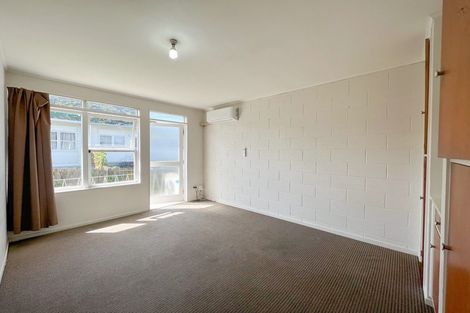 Photo of property in 3/9 Mountain Road, Mount Wellington, Auckland, 1072