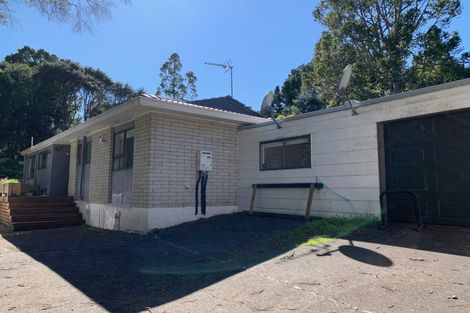 Photo of property in 2/6 Sonnenberg Way, Titirangi, Auckland, 0604