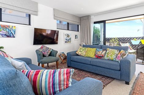 Photo of property in 17a Gordon Road, Mount Maunganui, 3116