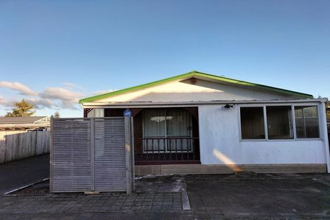 Photo of property in 33a Kawaha Point Road, Fairy Springs, Rotorua, 3015