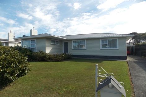 Photo of property in 45 Sutherland Crescent, Westbrook, Palmerston North, 4412