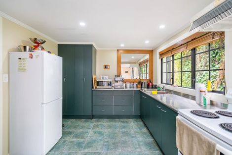 Photo of property in 345 Hebden Crescent, Kelson, Lower Hutt, 5010