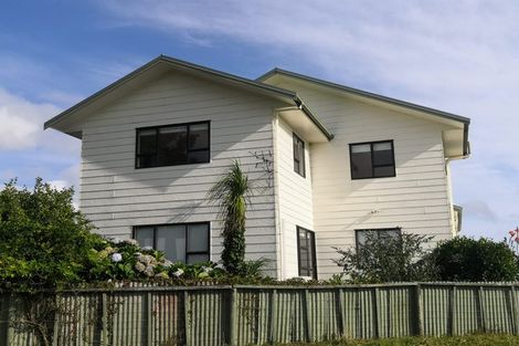 Photo of property in 79 Craig Road, Pollok, Waiuku, 2683