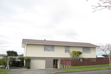 Photo of property in 11 Virginia Place, Whalers Gate, New Plymouth, 4310