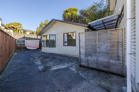 Photo of property in 12 Glen Road, Mornington, Dunedin, 9011